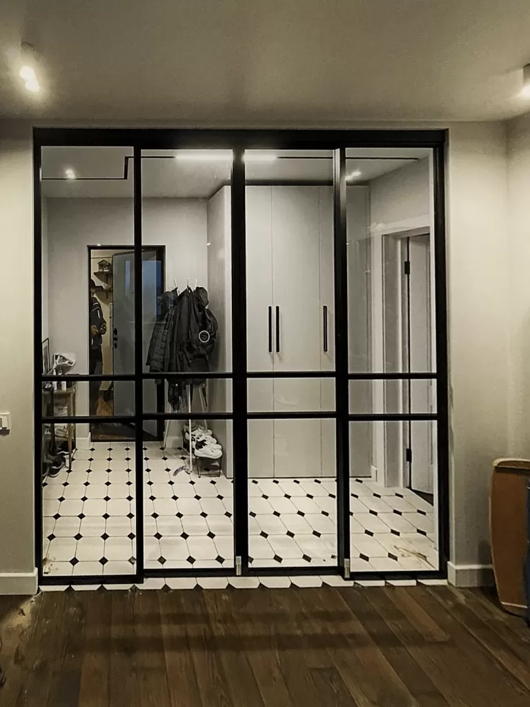 двери гардеробной