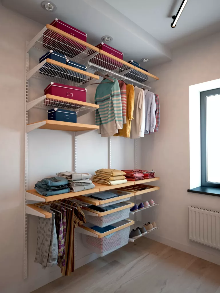 Сетчатые гардеробные системы серого цвета