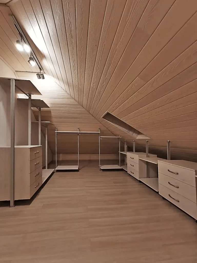 гардеробная мансарда,гардеробная мансарда, мансардный гардероб, дизайн гардеробной в мансарде, организация гардеробной мансарды, мебель для гардеробной мансарды, хранение вещей мансарда, интерьер гардеробной мансарды, планировка гардеробной в мансарде, мансардные шкафы, уютная гардеробная под крышей, гардеробная выполненные работы, гардеробная на мансарде