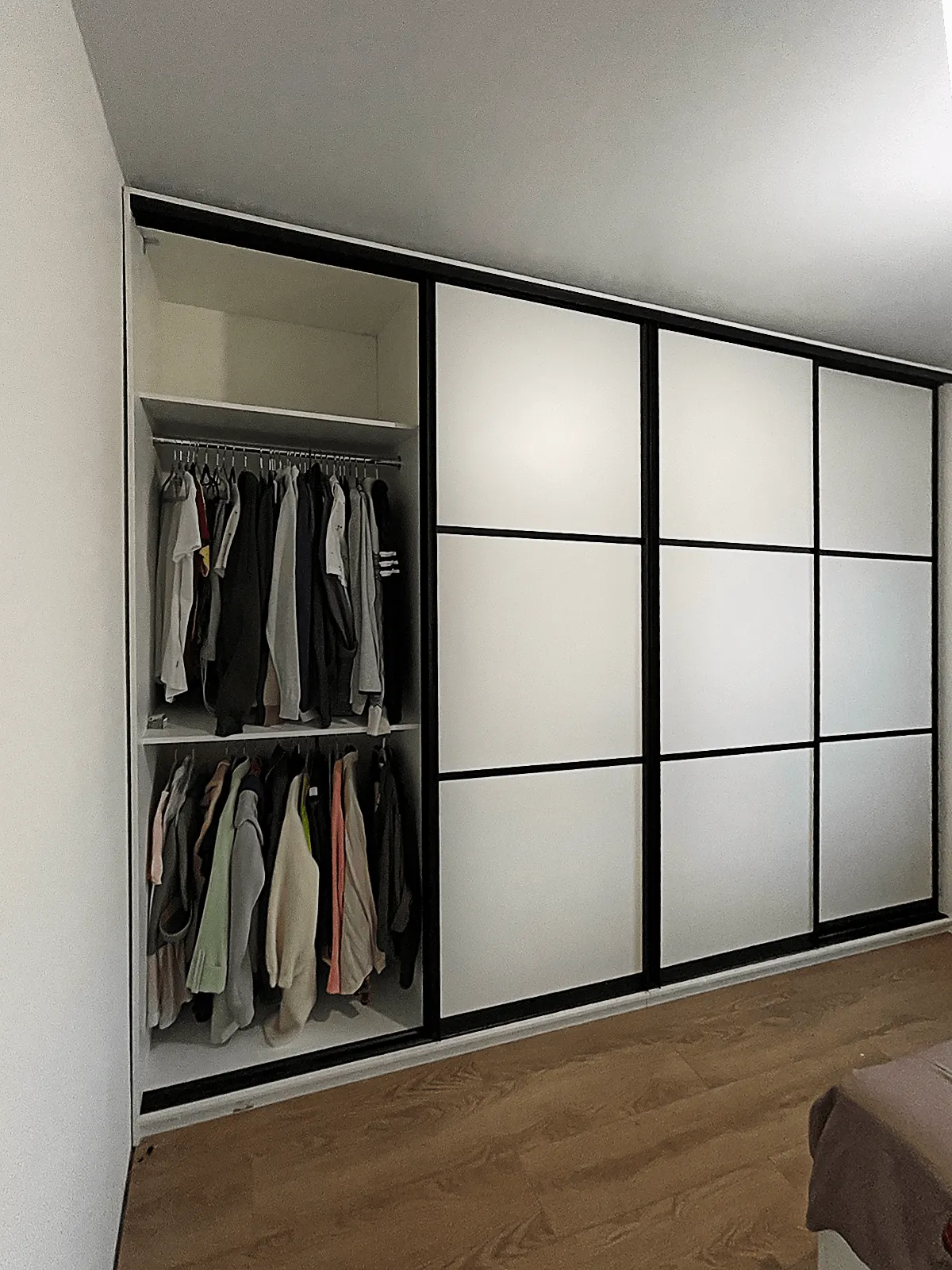 двери гардеробной