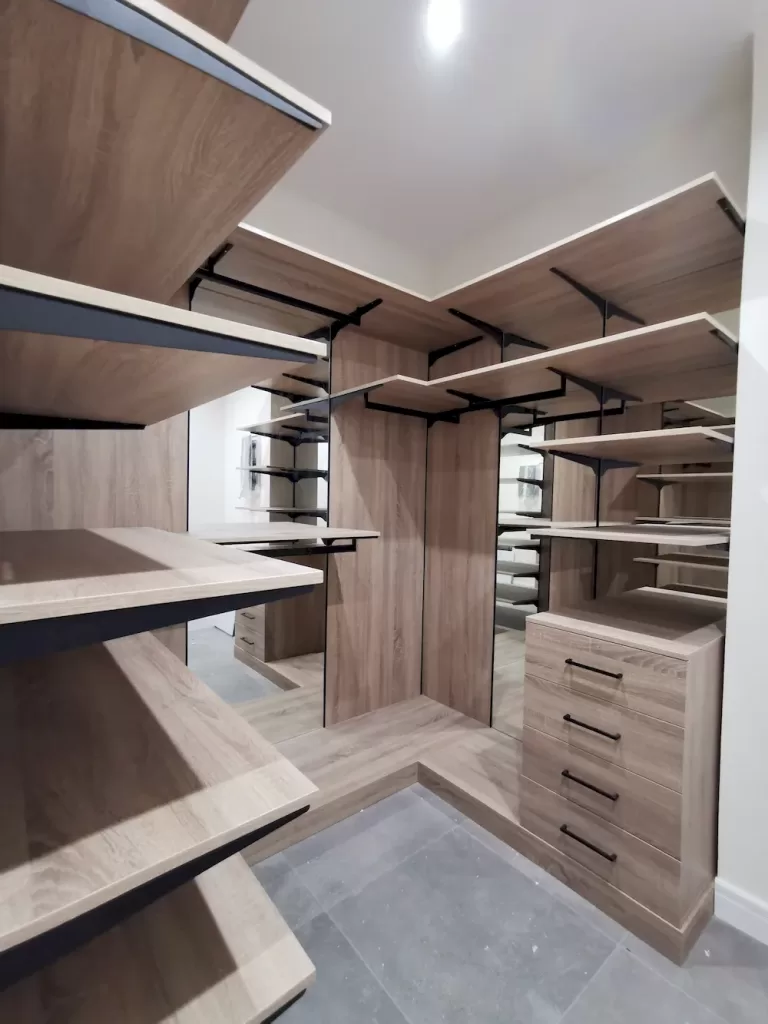 гардеробная Элис