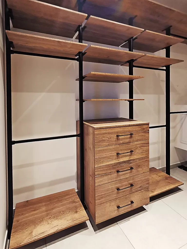 Встроенные системы гардероба Stilos,встроенные гардеробные системы, шкафы-купе, гардеробные комнаты, мебель для хранения одежды, гардеробные решения, гардеробная система СТИЛОС