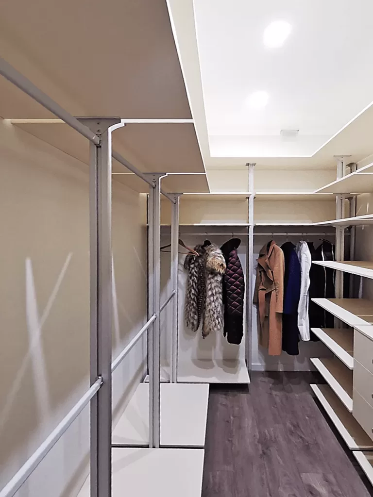 Гардеробная Витра №17