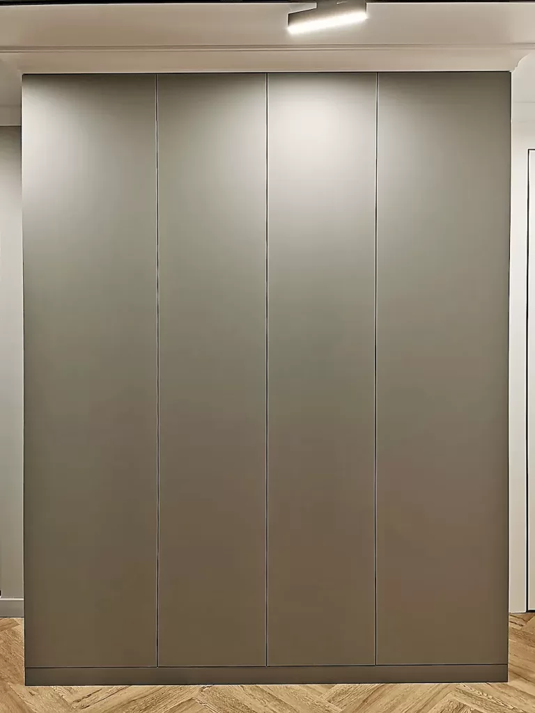 шкаф гардеробный