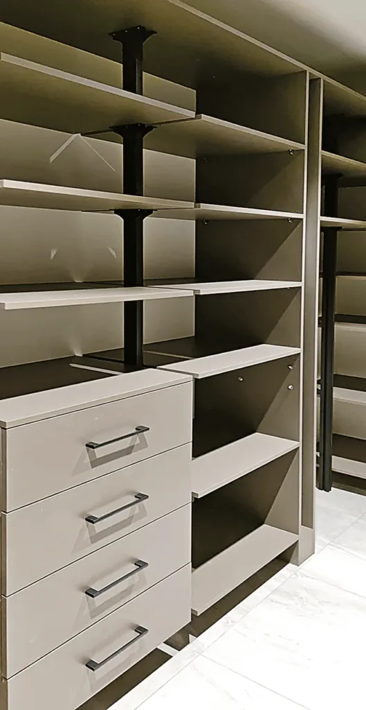 Гардеробная система на алюминиевых стойках Vitra Black