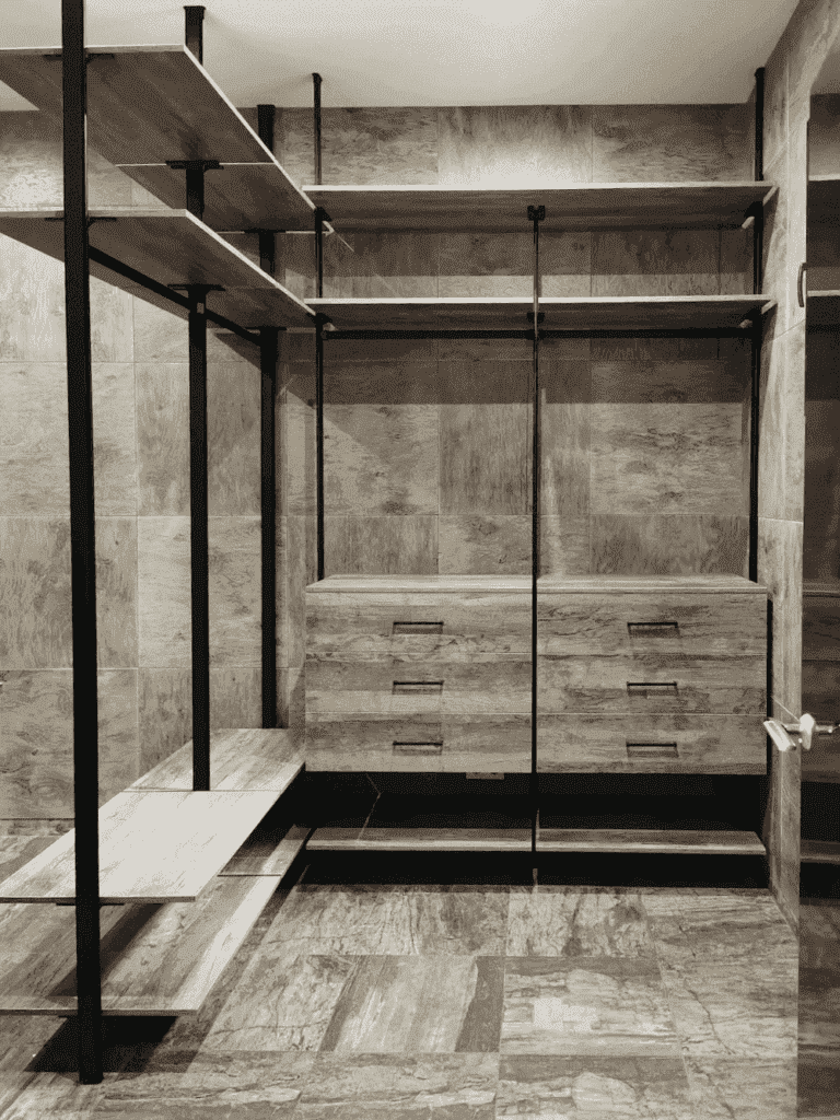 Универсальная гардеробная