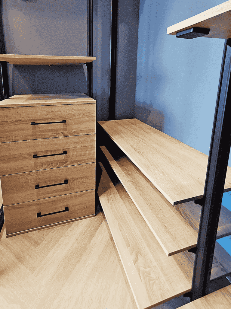 гардеробная на заказ по индивидуальным,гардеробная на заказ, индивидуальный проект гардеробной, изготовление гардеробных комнат, персонализированная гардеробная, гардеробная мебель на заказ, заказные гардеробные системы, дизайн гардеробной комнаты, установка гардеробной на заказ, гардеробные на индивидуальный заказ, организация пространства гардеробной