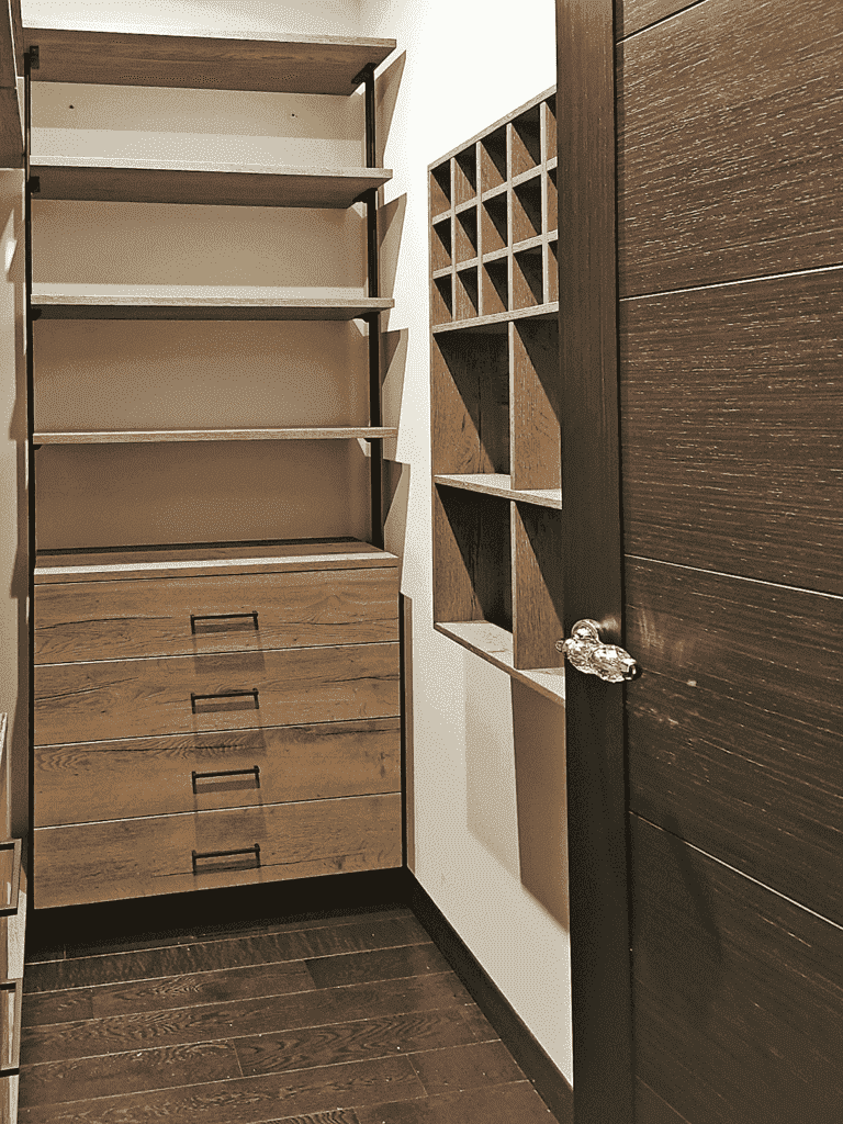 Гардеробная на заказ по индивидуальным размерам