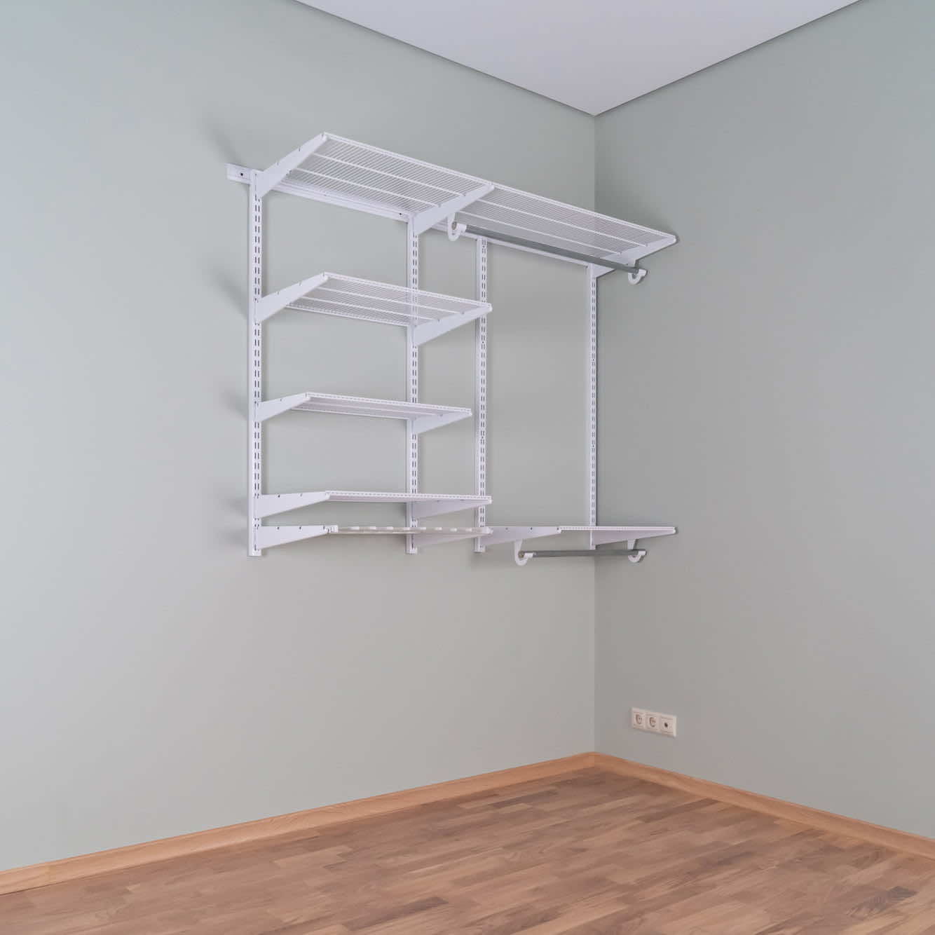 Гардеробная система №9 — белое прямое решение для компактных помещений