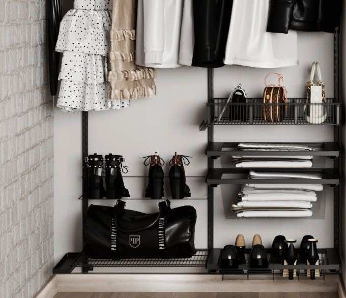 Маленькая гардеробная в нише — практичное размещение вещей в ограниченной зоне