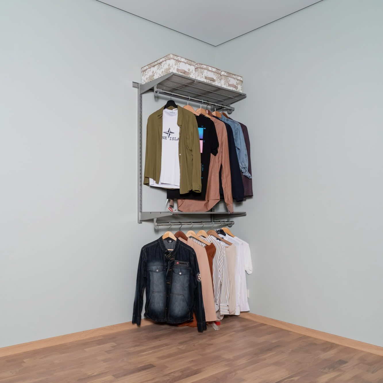 Гардеробная система №7 в сером цвете — компактная конструкция с продуманными зонами