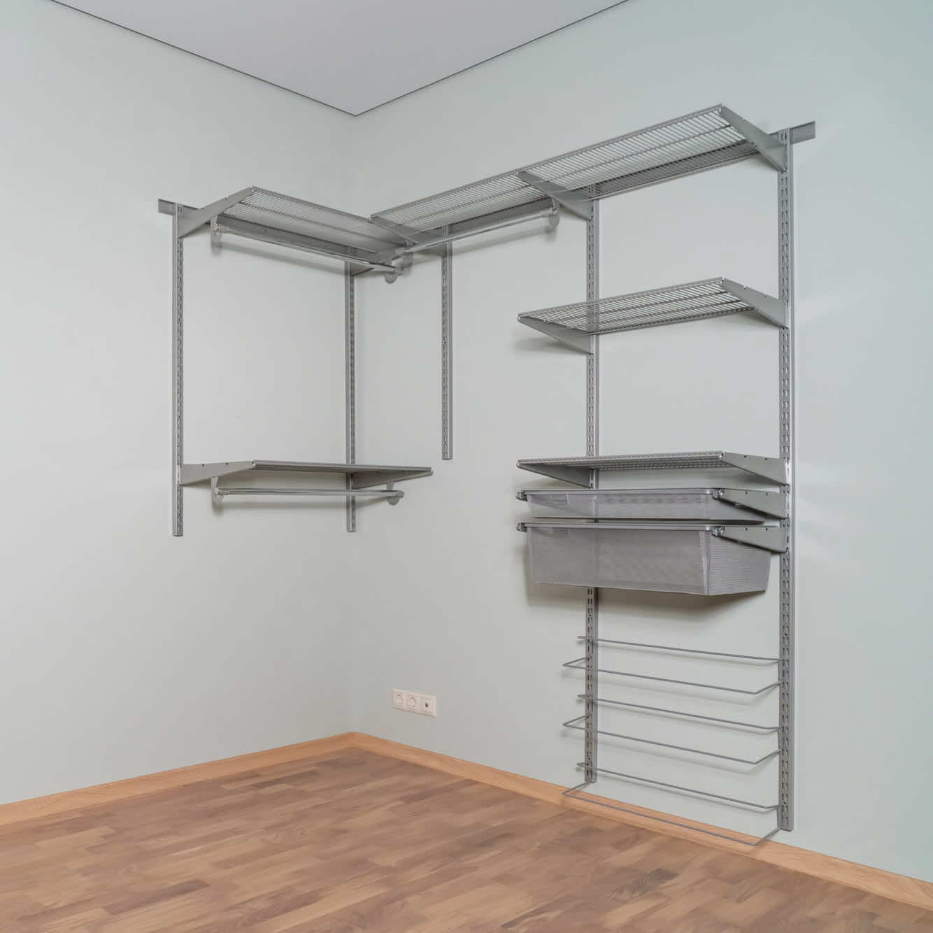 Гардеробная система №8 в сером тоне — нейтральная база для любого интерьера