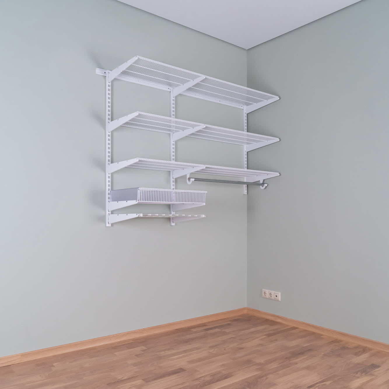 Гардеробная система №6 — белая геометрия, подчёркивающая порядок и лёгкость