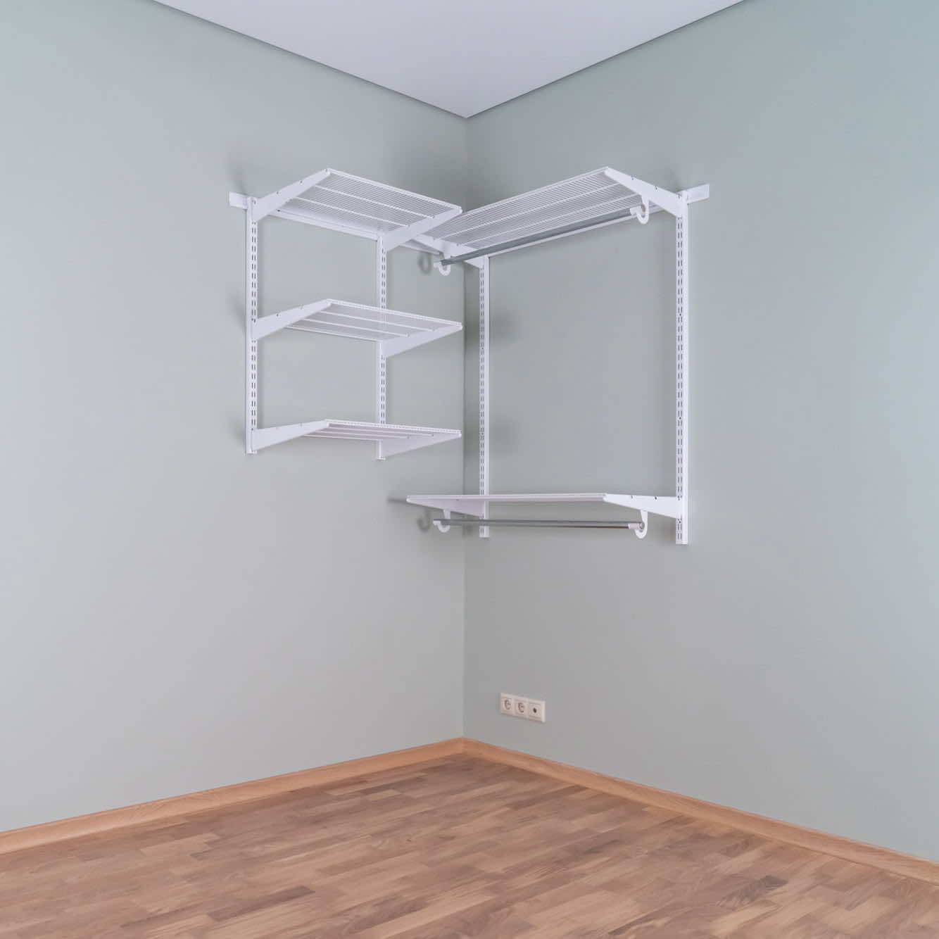 Гардеробная система №20 — белое решение для чёткой организации пространства