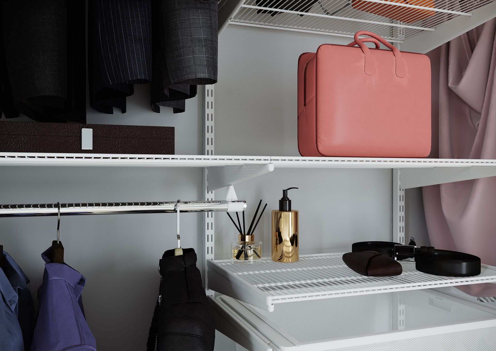 Ниша под гардеробную — основа для установки модульной системы хранения