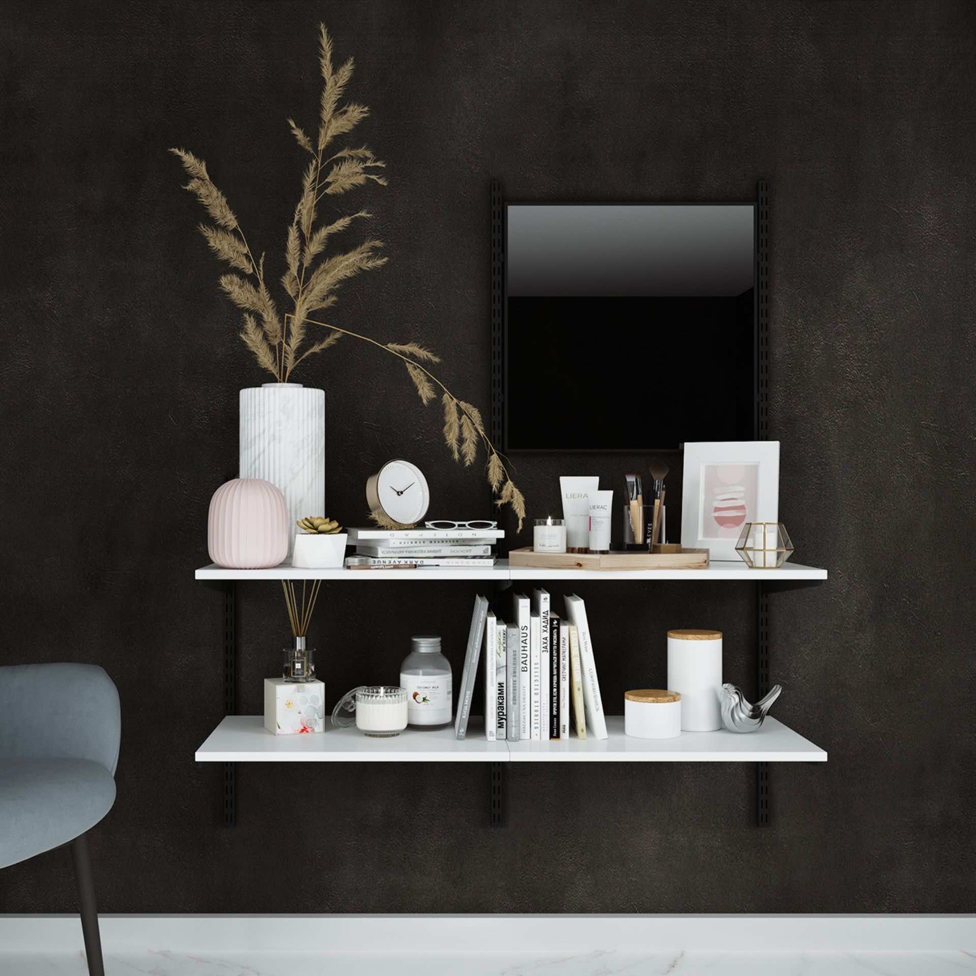 Открытые полки с зеркалом — лёгкое решение для хранения и визуального расширения пространства