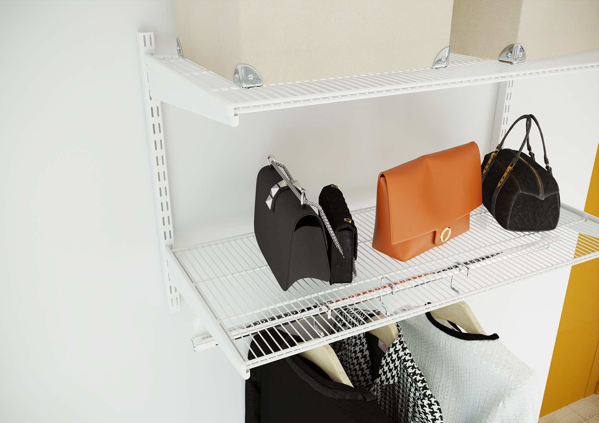 Настенная полка в прихожую — дополнительное место для хранения в зоне входа