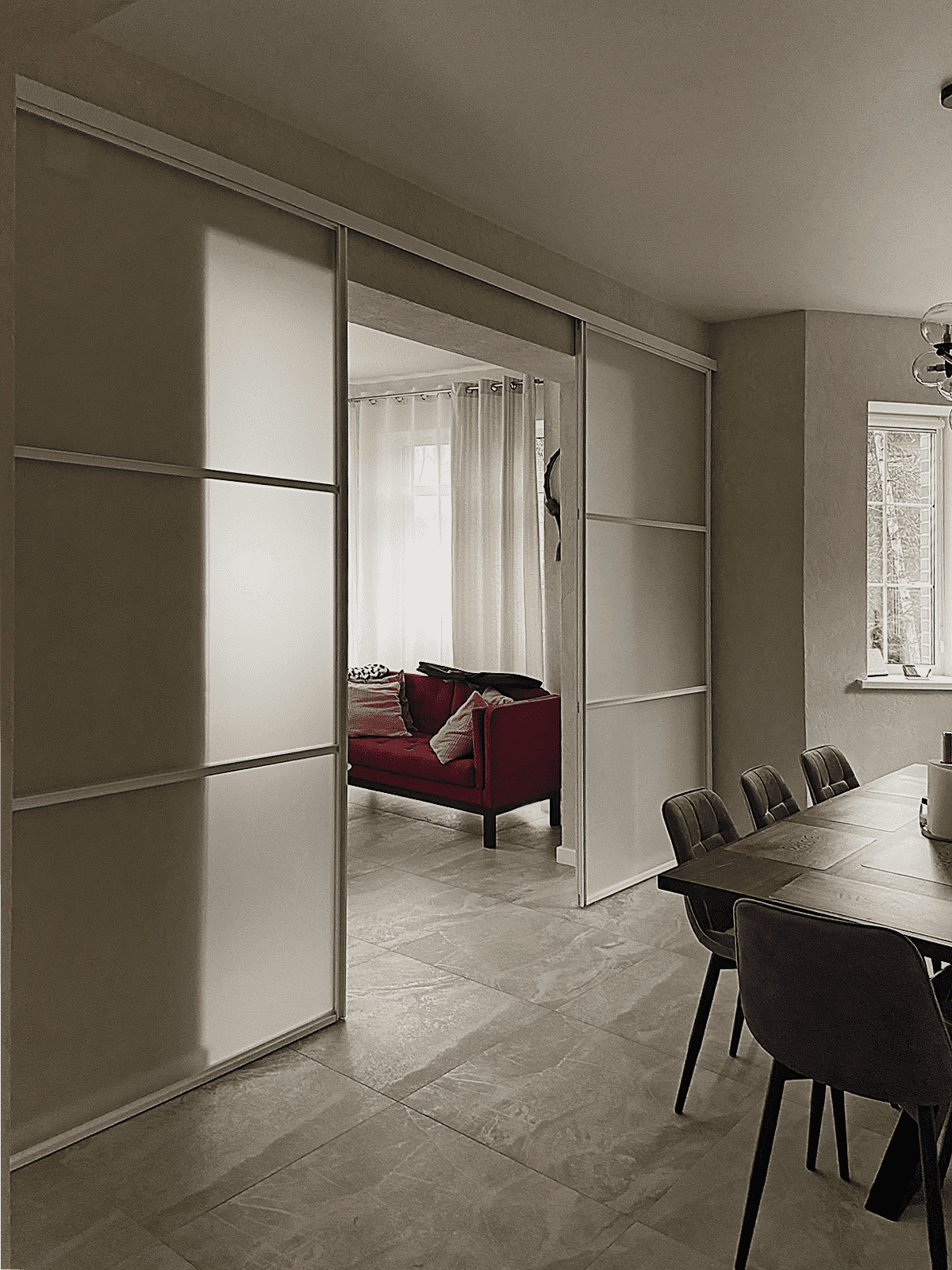 Раздвижные межкомнатные перегородки для гардеробной