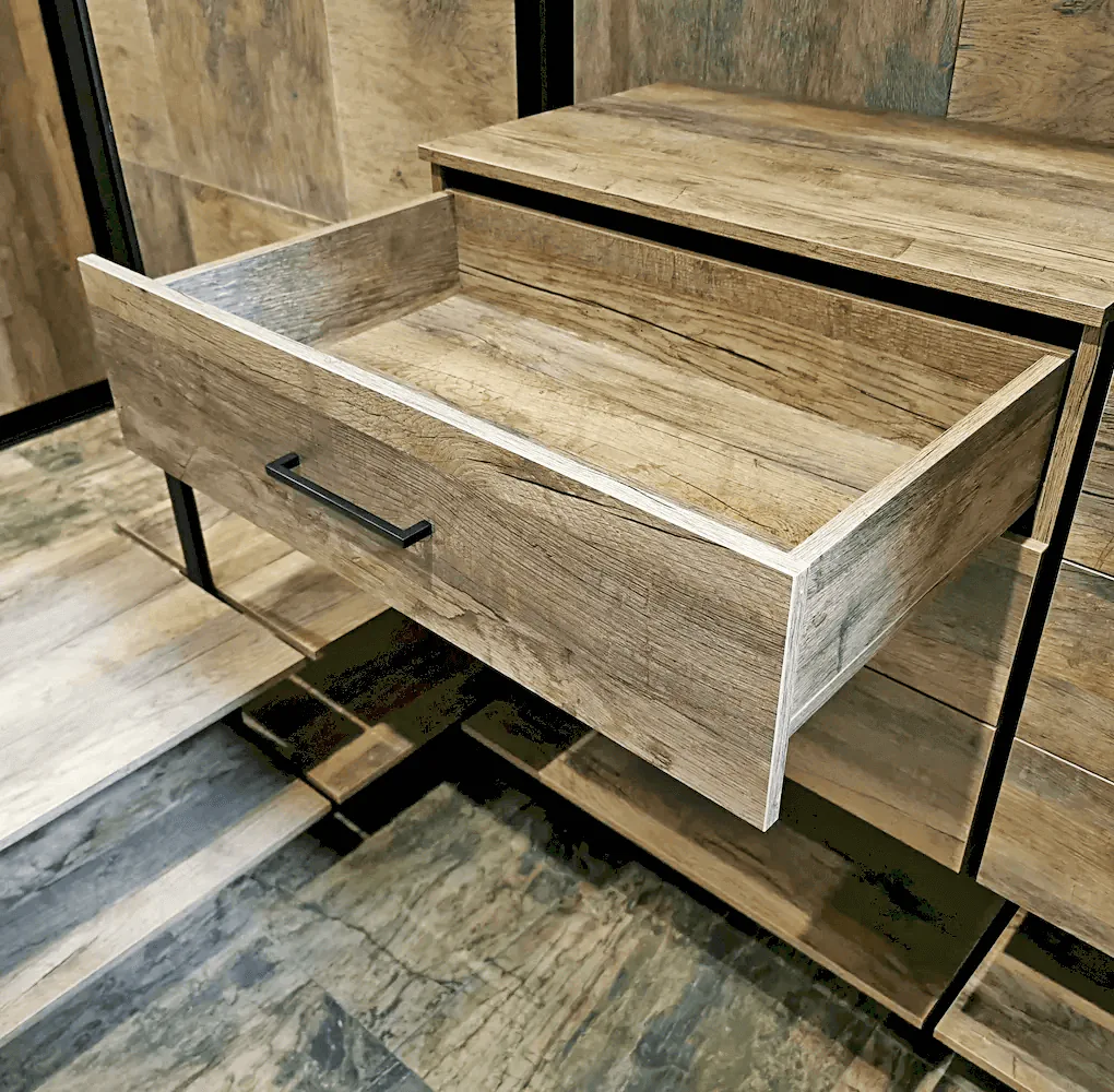 Гардеробная система VITRA Alum для стильного хранения одежды и аксессуаров