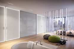 Шкаф-купе UNO с японским стеклом и алюминиевой системой для гардеробной