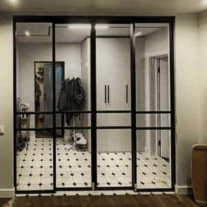 входные двери купе