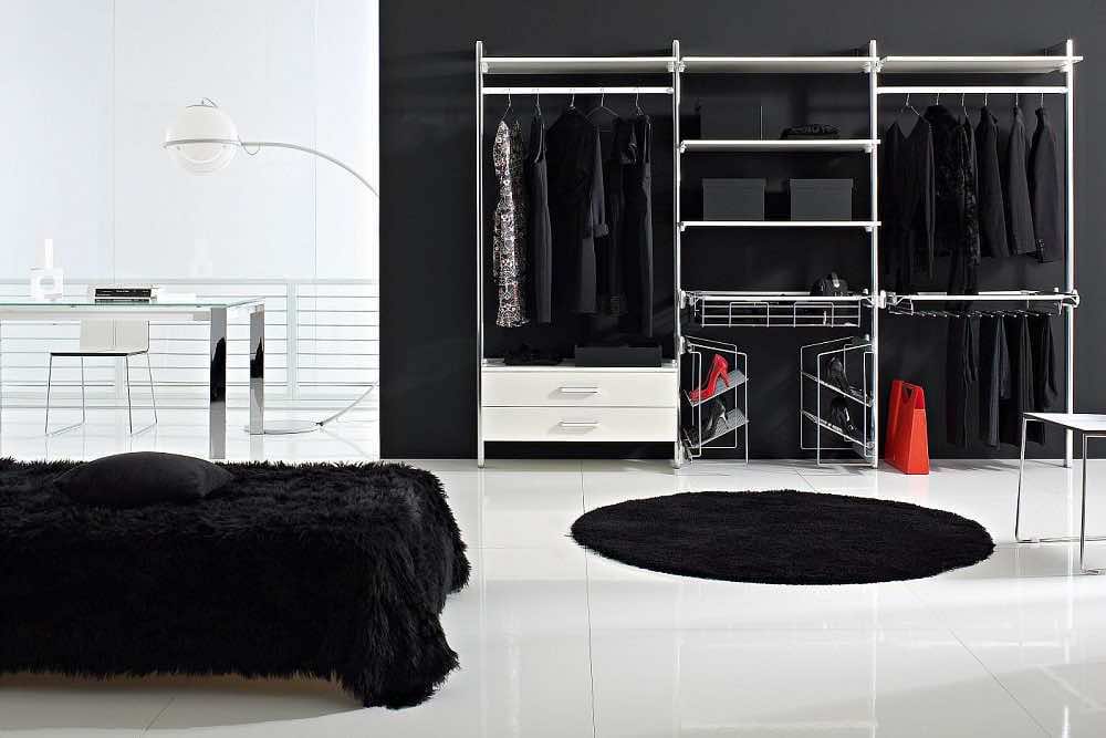 Шкаф с RPS системой для распашных дверей из алюминия и стекла