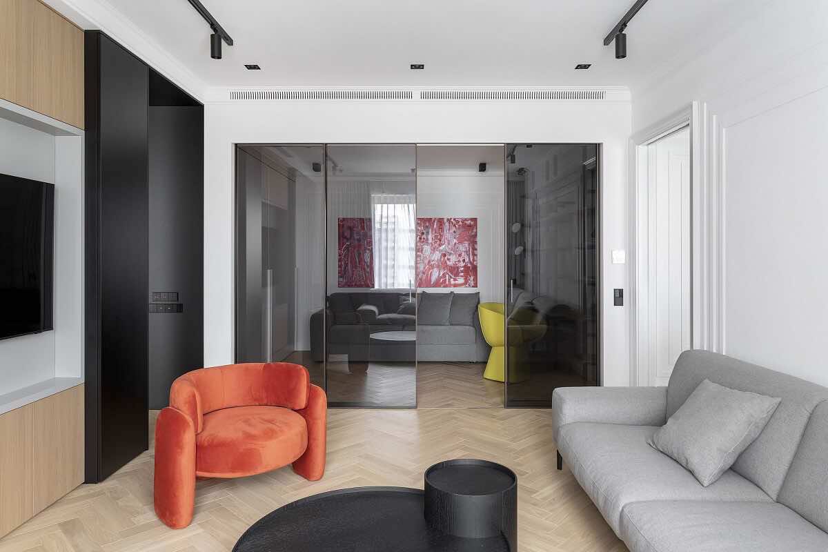 Каскадные раздвижные двери для стильного шкафа-купе и широких проемов