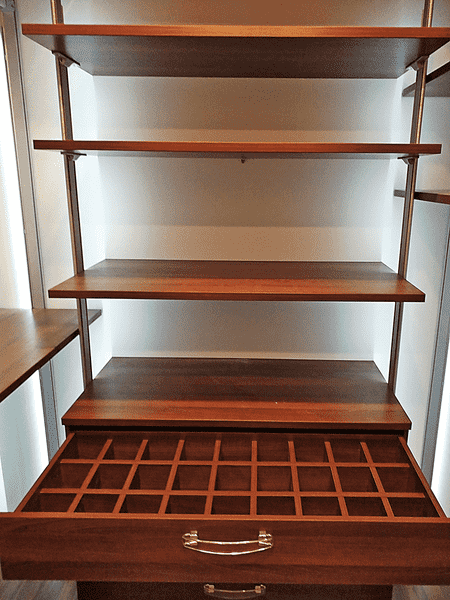 Модуль с 4 полками и выдвижным ящиком-органайзером для аксессуаров