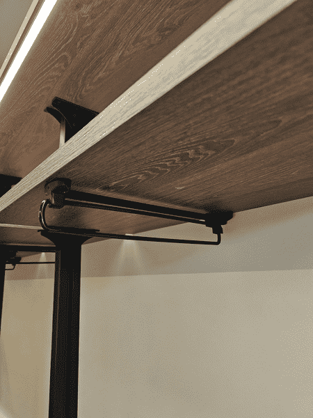 Крепление полок Крепление полок в гардеробной системе