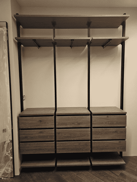 Гардеробная система Гардеробная система с ящиками и штангами