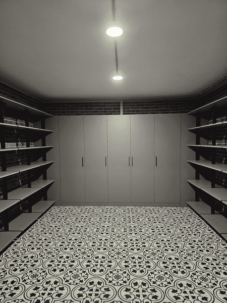 Гардеробная система Гардеробная система с симметричной планировкой и шкафами