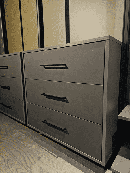 Комоды Комоды с выдвижными ящиками в линейной компоновке