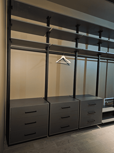 Модуль хранения Модуль хранения с ящиками и штангами